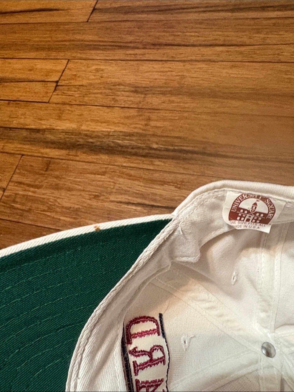 Vintage 90’s Collegiate Harvard University Snapback Cap White Crimson - Picture 8 of 8